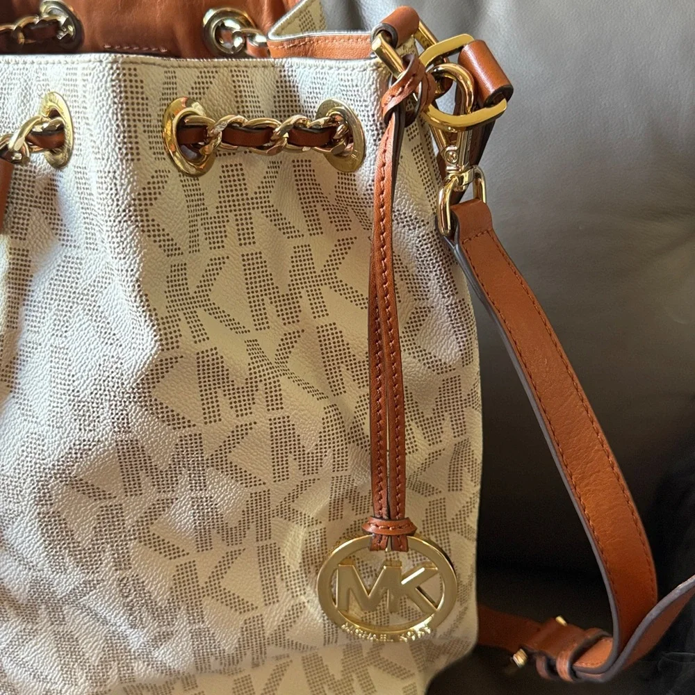 Michael Kors Cream Vanilla Monogram MK Shoulder Bag with Gold Accents - Picture 14 of 14